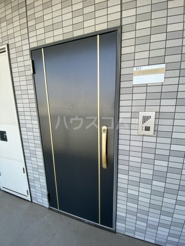 14/30 玄関