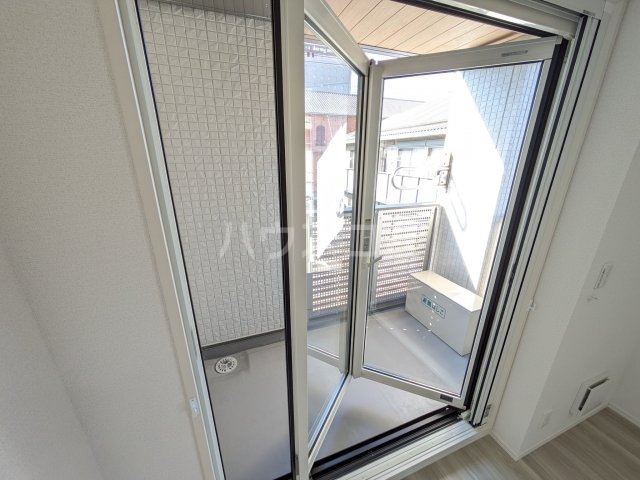 18/30 バルコニー