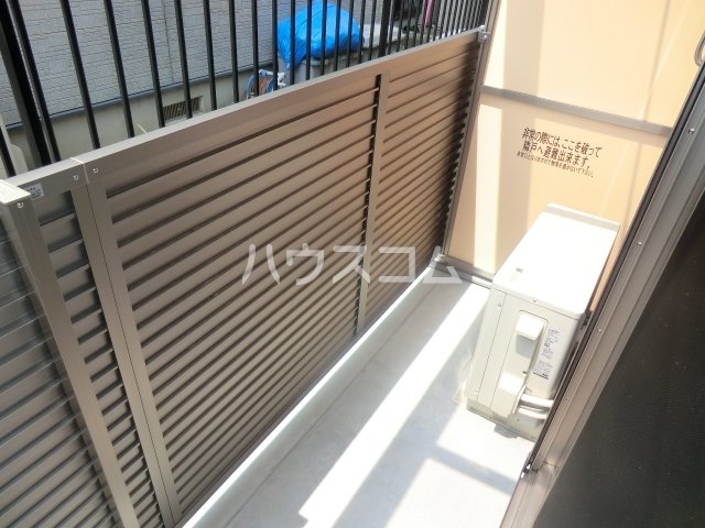 13/22 バルコニー