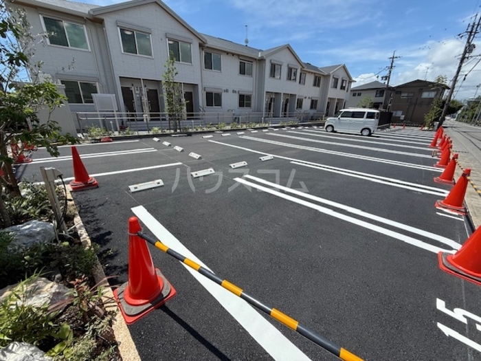 16/21 駐車場