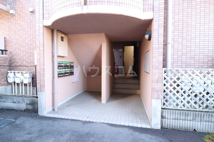 19/21 エントランス