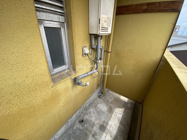 13/27 バルコニー