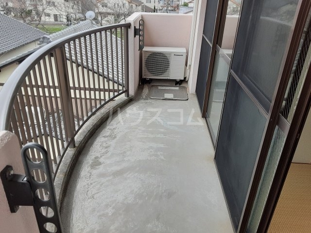 18/26 バルコニー