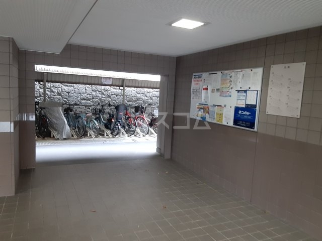 2/8 エントランス