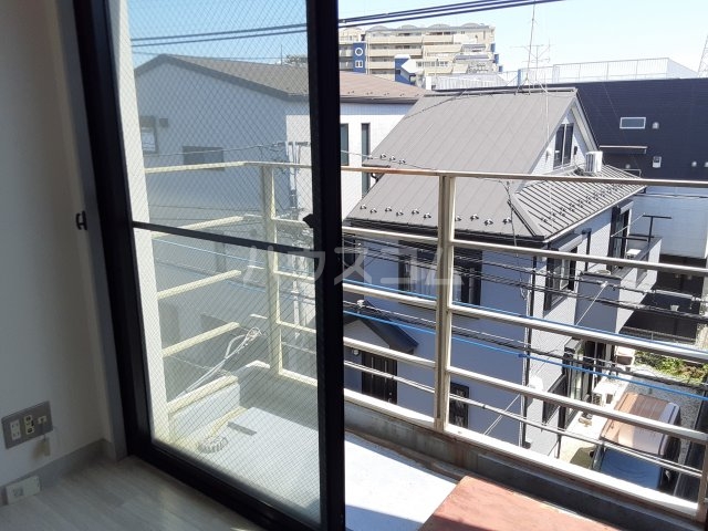 19/30 バルコニー