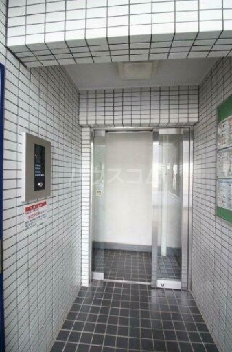 2/11 エントランス