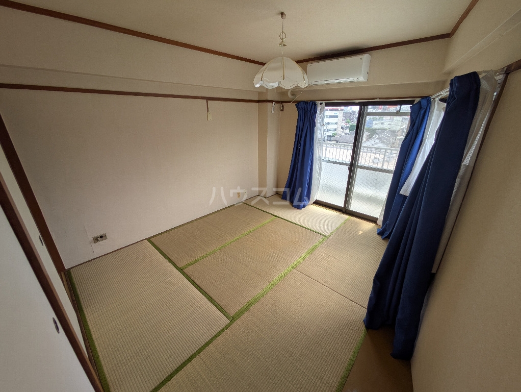 13/21 バルコニー