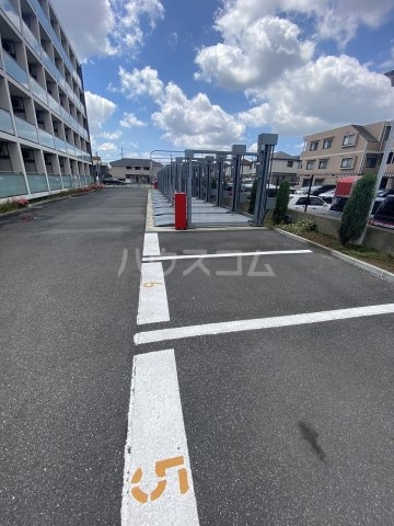 22/30 駐車場