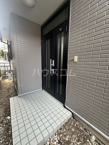 26/30 エントランス