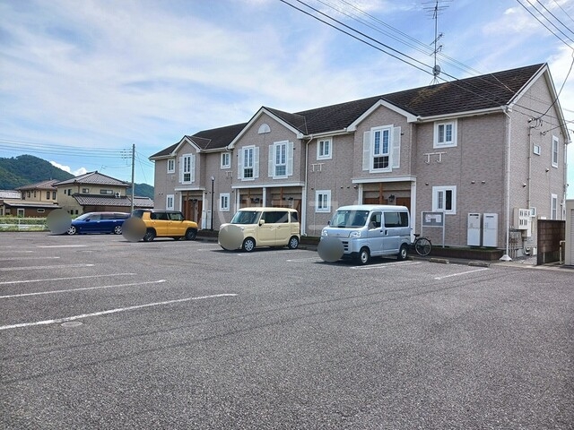2/8 駐車場