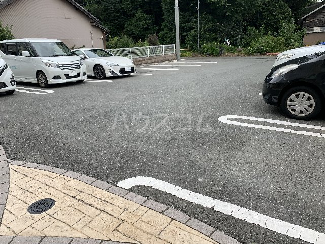 3/4 駐車場