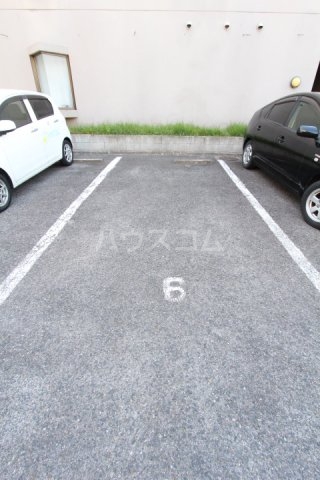 21/30 駐車場