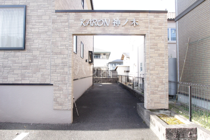 19/26 エントランス