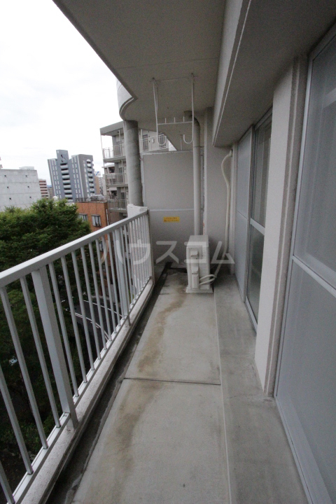 20/30 バルコニー