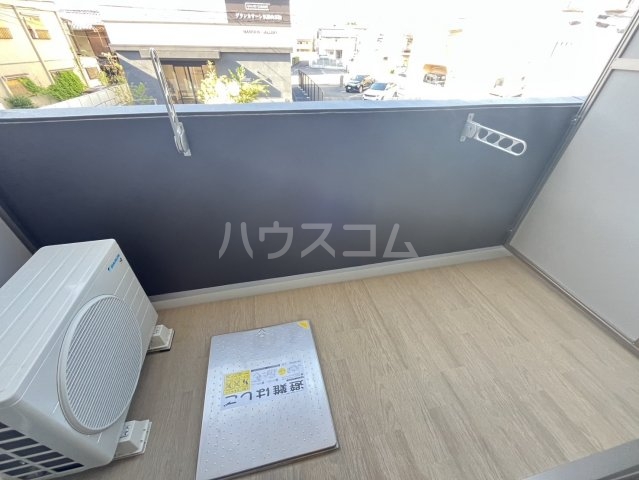 21/30 バルコニー