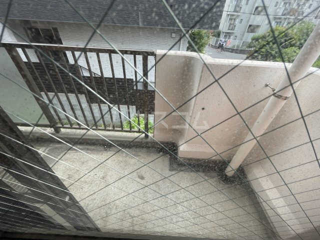 21/28 バルコニー