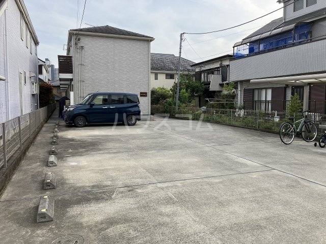 2/10 駐車場