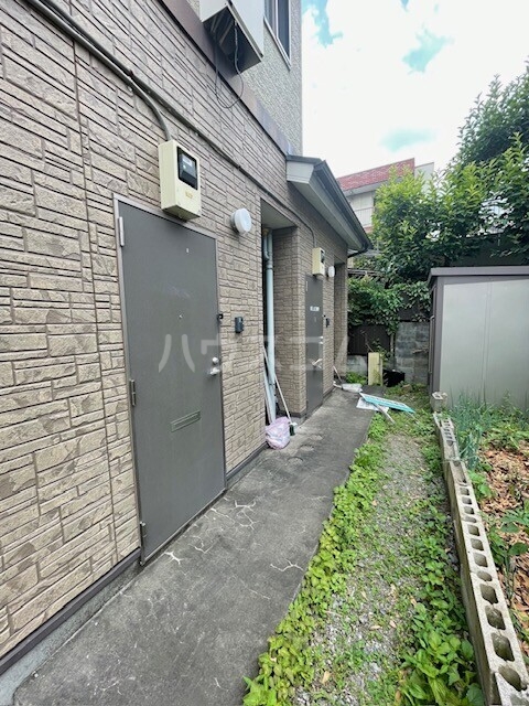 14/19 エントランス