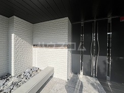 2/5 エントランス