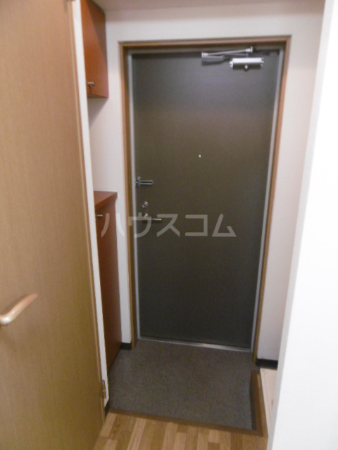 13/30 玄関