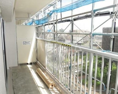 16/25 バルコニー