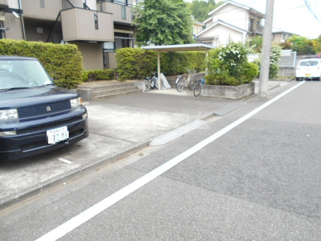 14/22 駐車場
