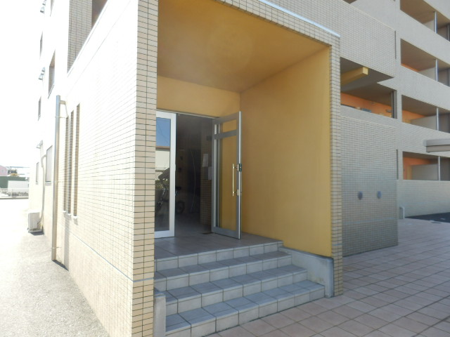 2/10 エントランス