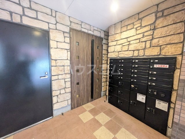 2/6 エントランス