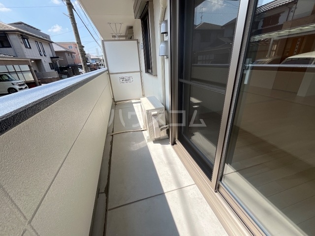 18/28 バルコニー