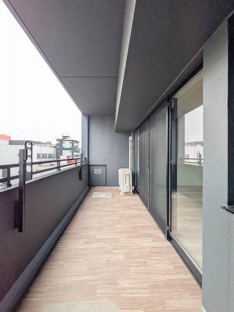 26/30 バルコニー