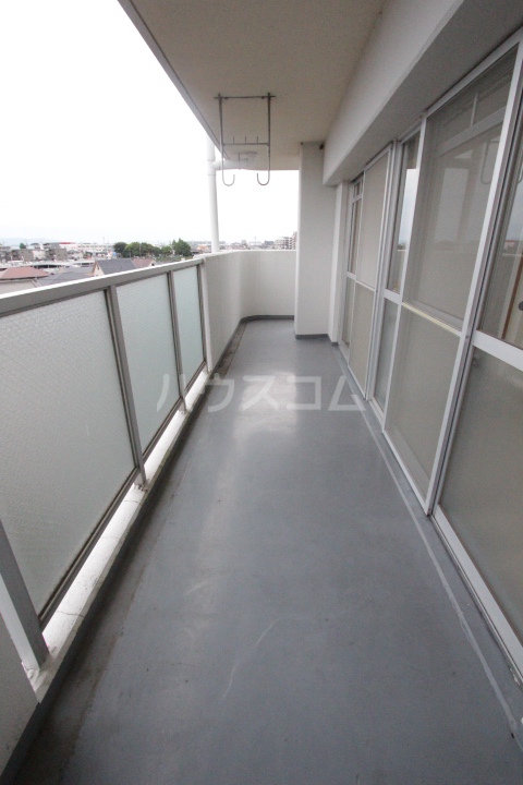 20/30 バルコニー