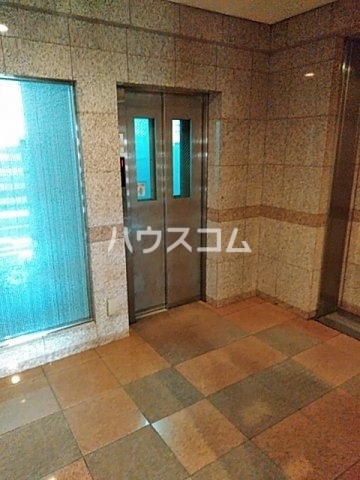 14/23 エントランス