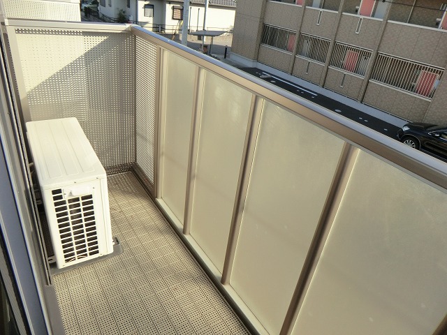 15/23 バルコニー