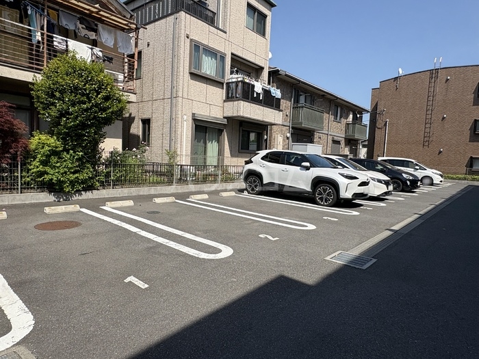 15/25 駐車場