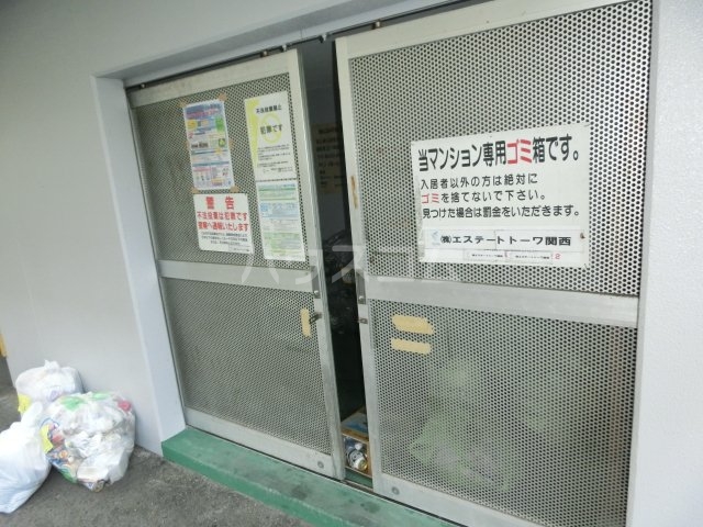 16/26 エントランス