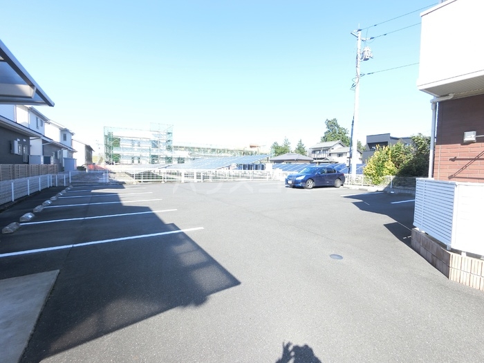 21/24 駐車場