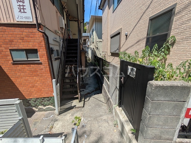 19/24 エントランス