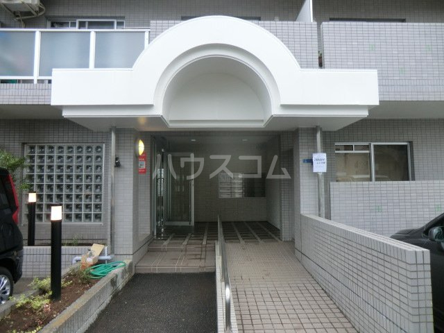 3/6 エントランス