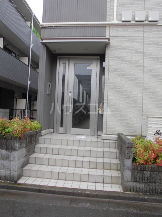 2/6 エントランス