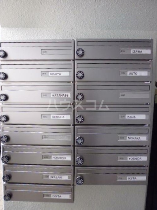 15/25 エントランス