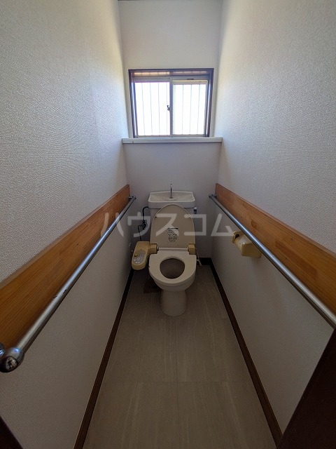 22/30 トイレ