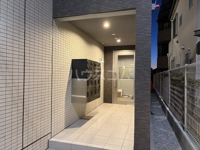 2/8 エントランス