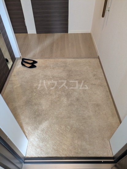 5/23 玄関