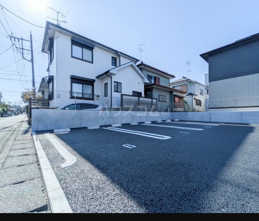 14/22 駐車場