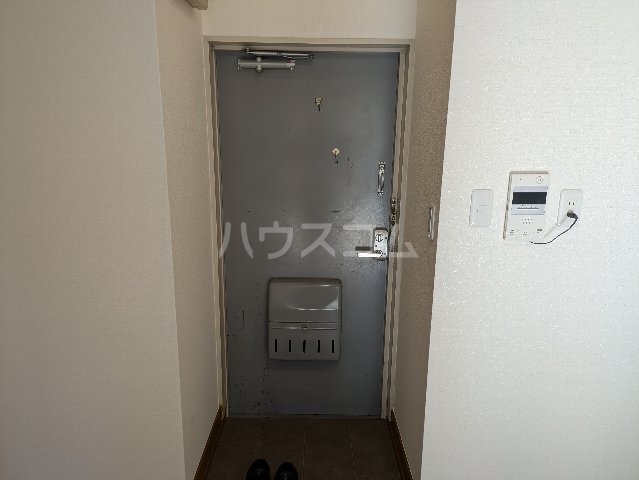 14/30 玄関