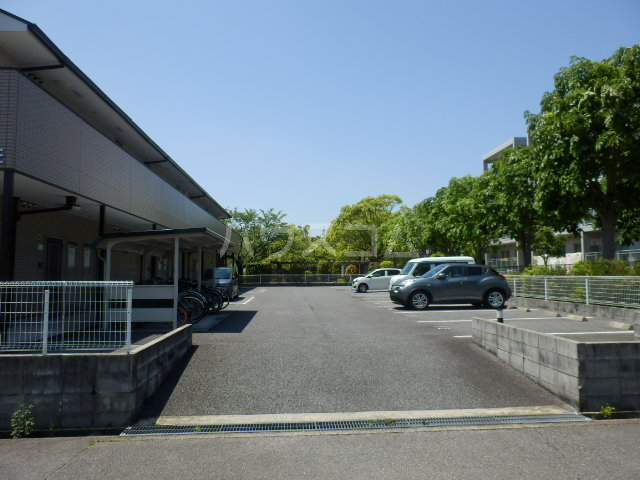 19/27 駐車場