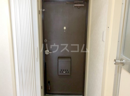 13/30 玄関
