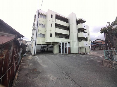 2/30 外観