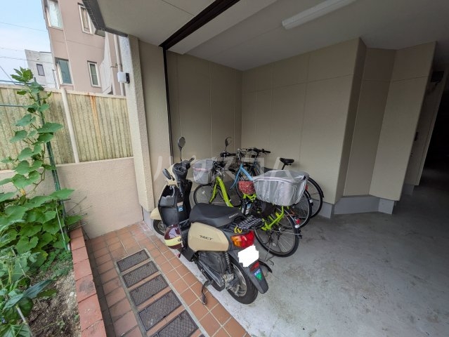 その他共有