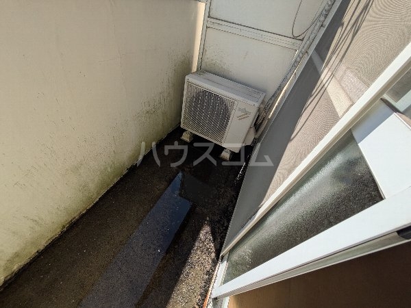 16/27 バルコニー